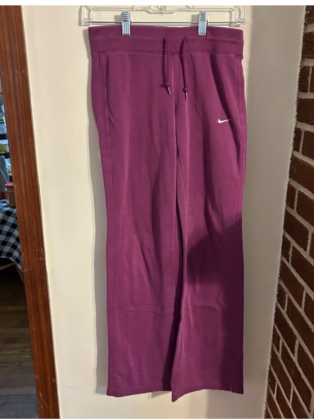 Nike Womens Size XS Plum Pull-On Sweatpants with Drawstring